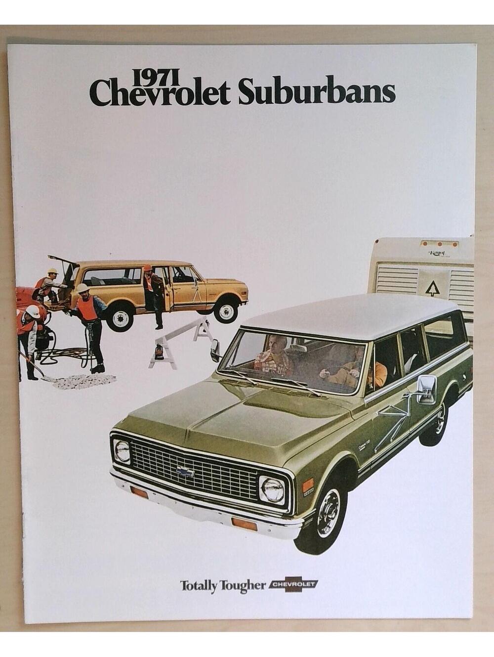 1971 Chevrolet Suburban Sales Brochure Vintage Original Advertising Totally